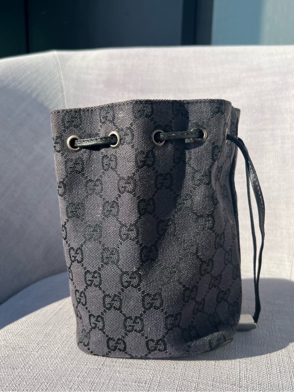 Gucci GG Canvas Drawstring Pouch Black - Picture 2 of 8
